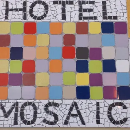 ホテル Mosaic *