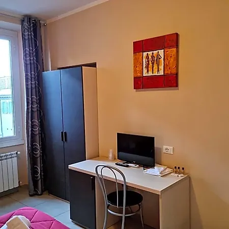 Mosaic Otel *