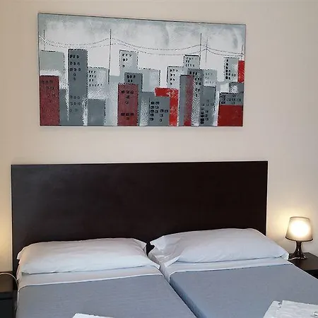 Mosaic Otel *