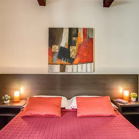 Mosaic Hotel *